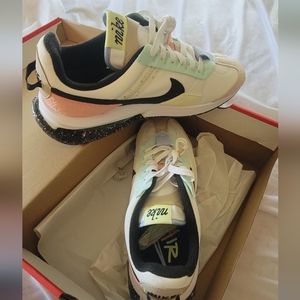 Nike Air Max Pre-Day